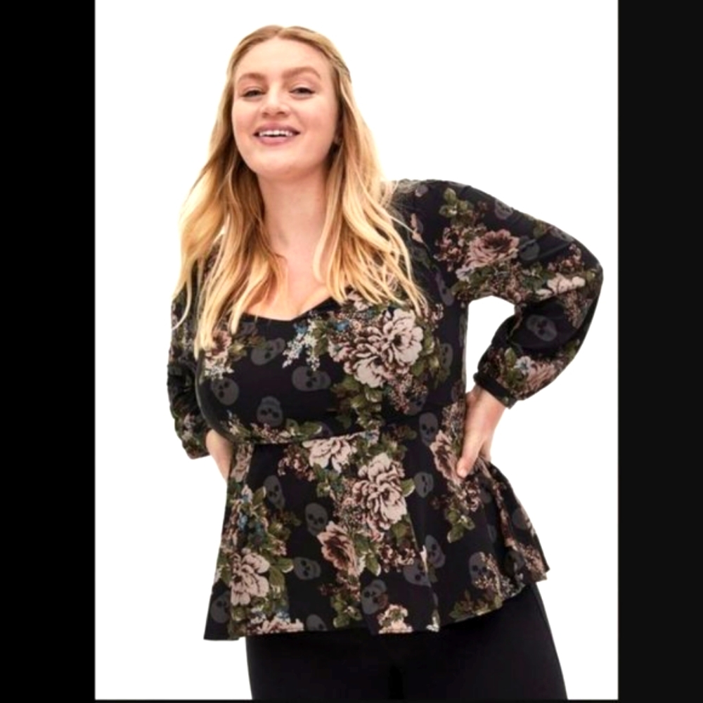 🆕️ NWOT Peplum Crepe Sweetheart Neck Top, Size 1